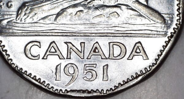 Canada - 5 Cents 1951 - Lump on Date - Circulé
